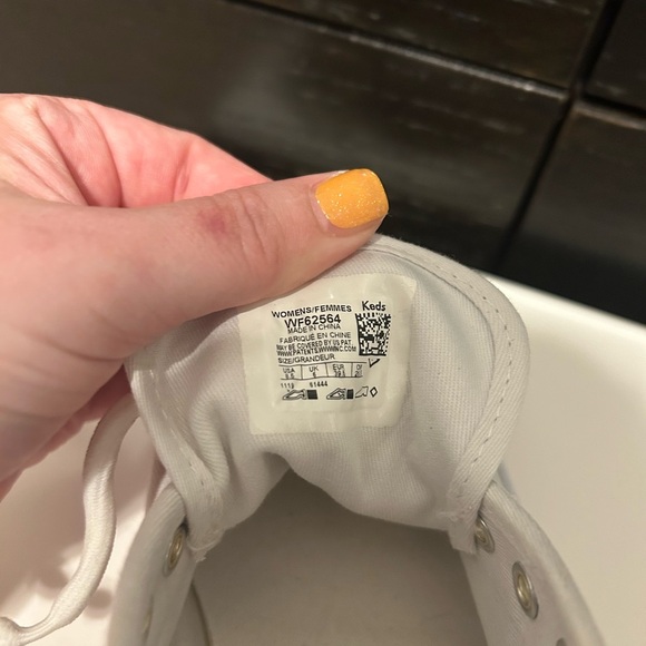 Keds Classic White Canvas Sneakers - Picture 9 of 11